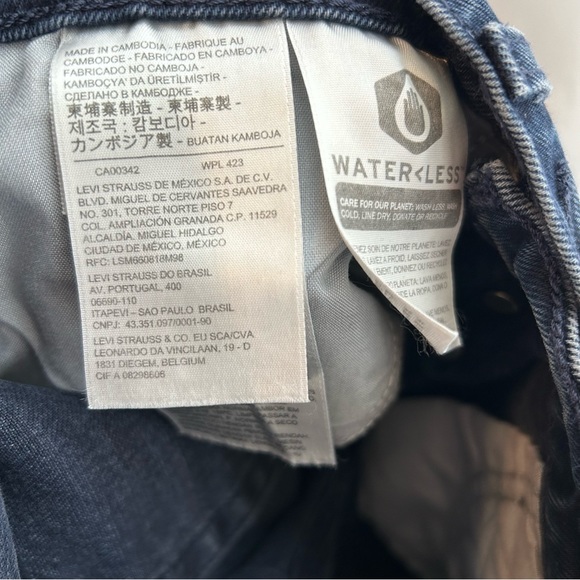 Levi’s Premium Wedgie blue jeans - Picture 4 of 9